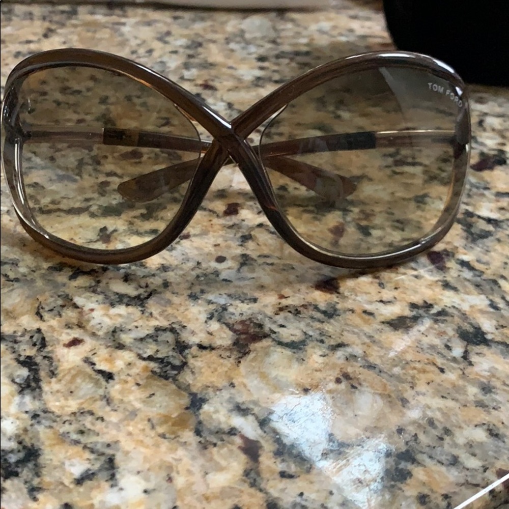 Tom Ford Whitney Sunglasses with Case